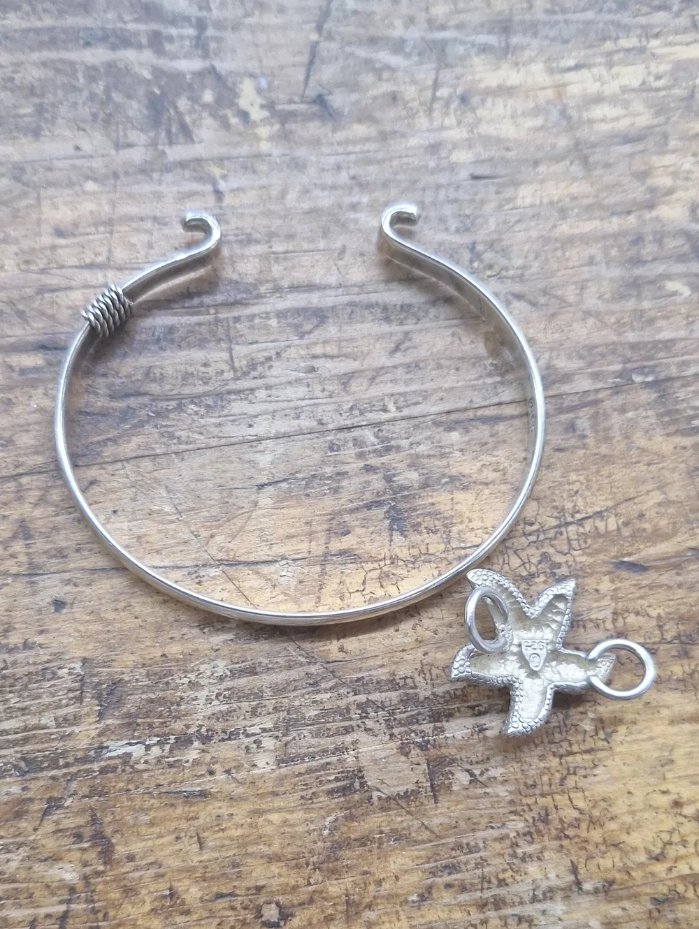 Sterling Silver Starfish Bangle Bracelet - Silver